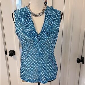 Chaps by Ralph Lauren Turquoise Blue & White Pullover Deep V-Neck Ruffles M EUC